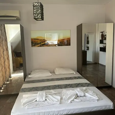 Хотел Residensia Bahami 3*